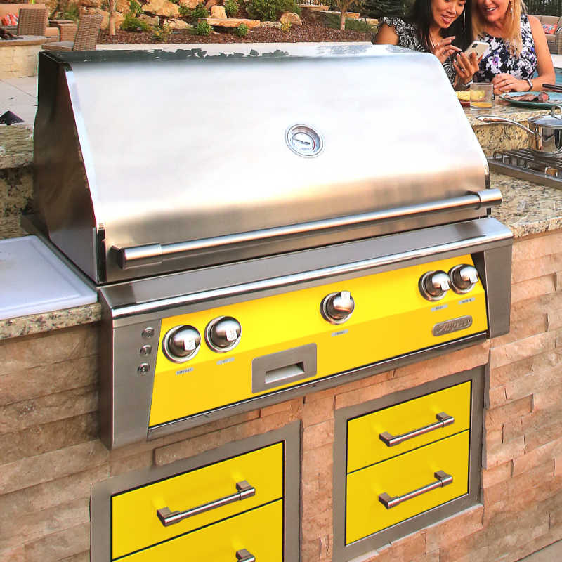 Alfresco ALXE 36-Inch Built-In Gas Grill With Rotisserie