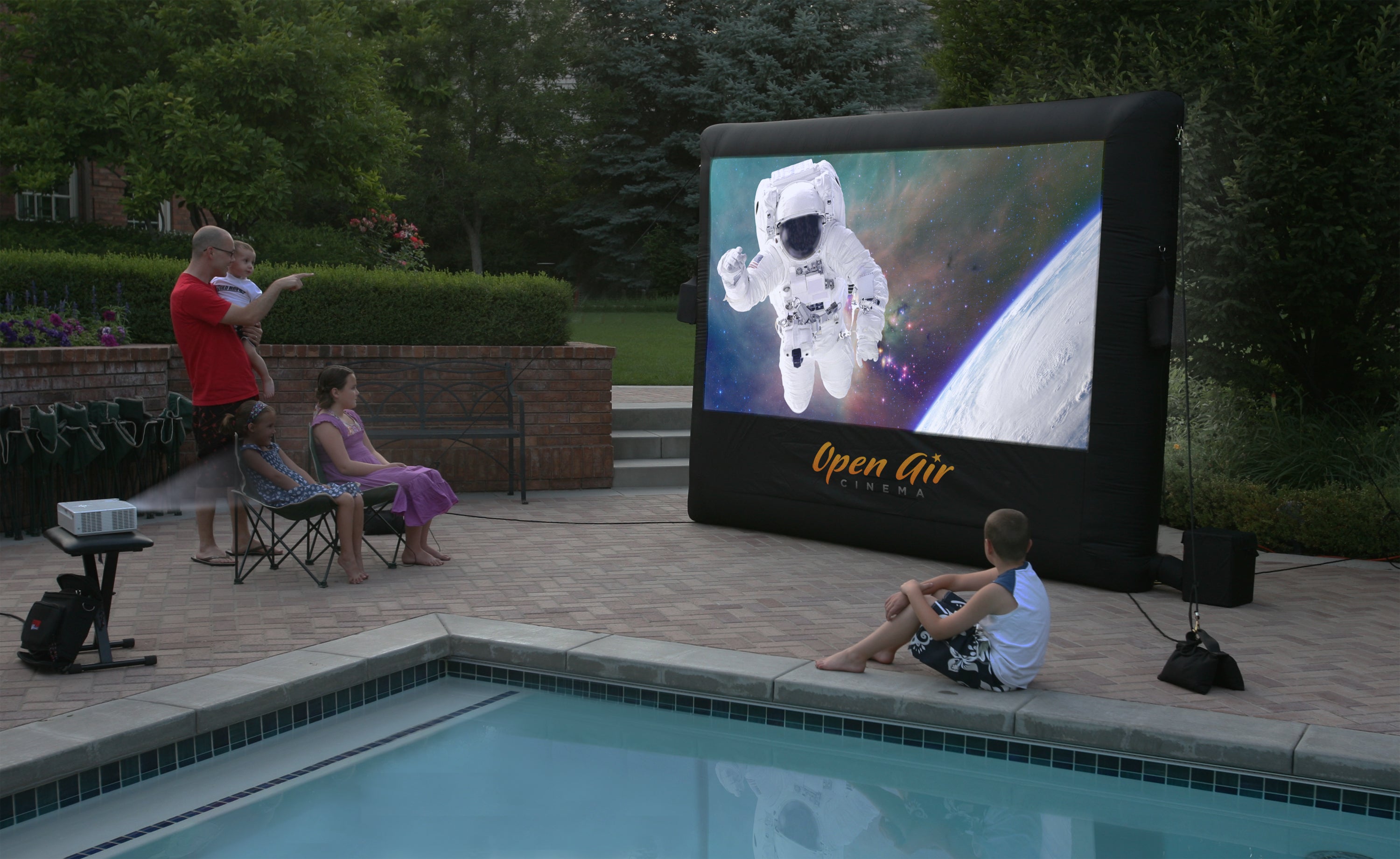 Open Air Cinema | Outdoor Home Theater System 9'