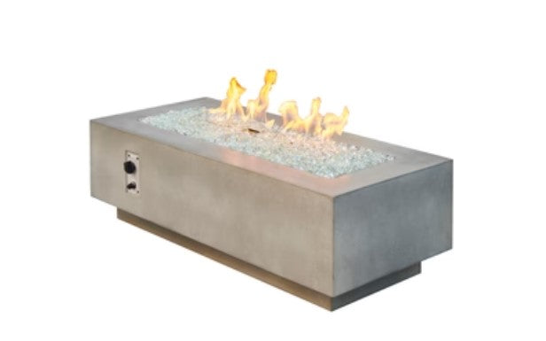 The Outdoor Greatroom | Cove 54" Linear Gas Fire Table